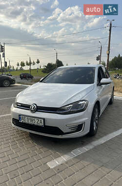 Хэтчбек Volkswagen e-Golf 2018 в Днепре