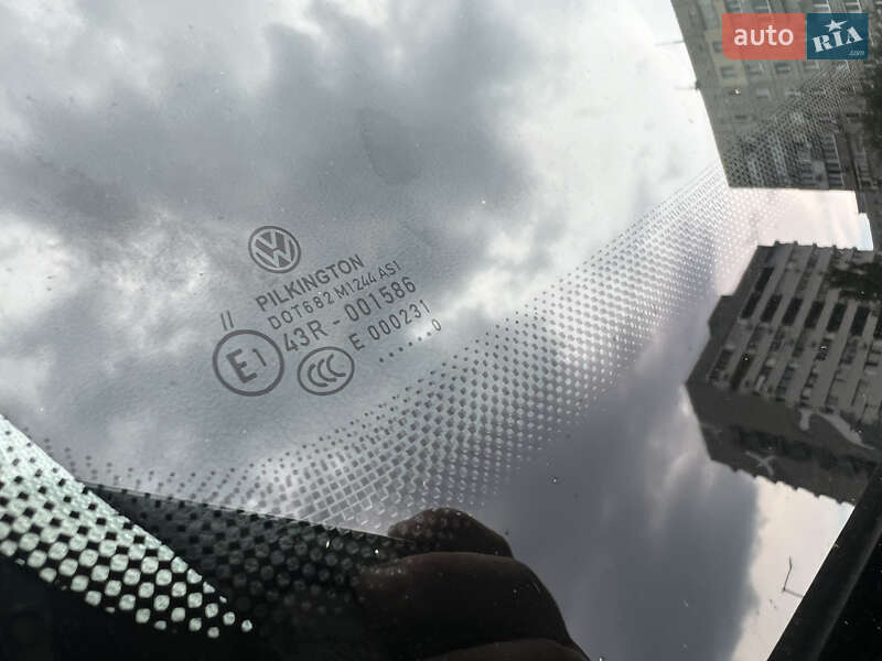 Хэтчбек Volkswagen e-Golf 2020 в Днепре