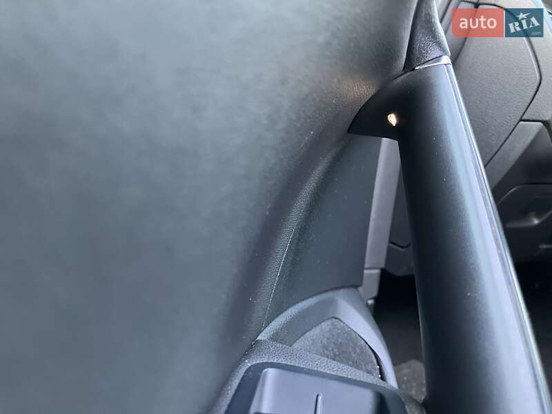 Хетчбек Volkswagen e-Golf 2014 в Сумах