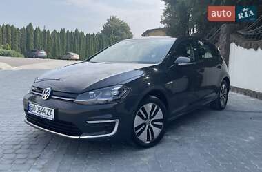 Хэтчбек Volkswagen e-Golf 2019 в 
