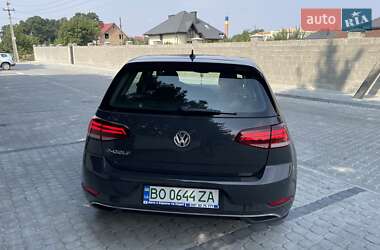 Хэтчбек Volkswagen e-Golf 2019 в 