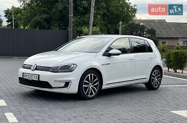 Хэтчбек Volkswagen e-Golf 2014 в Буче