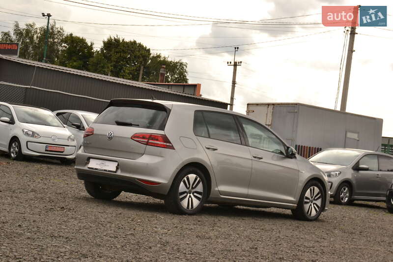 Хэтчбек Volkswagen e-Golf 2016 в Луцке