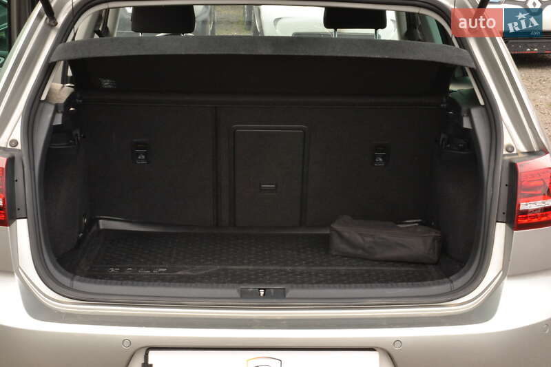 Хэтчбек Volkswagen e-Golf 2016 в Луцке