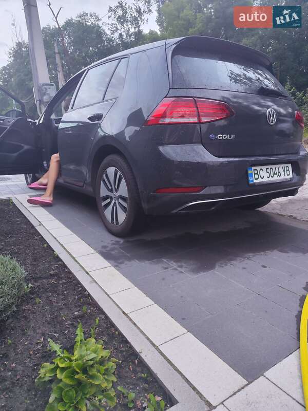Хетчбек Volkswagen e-Golf 2020 в Львові
