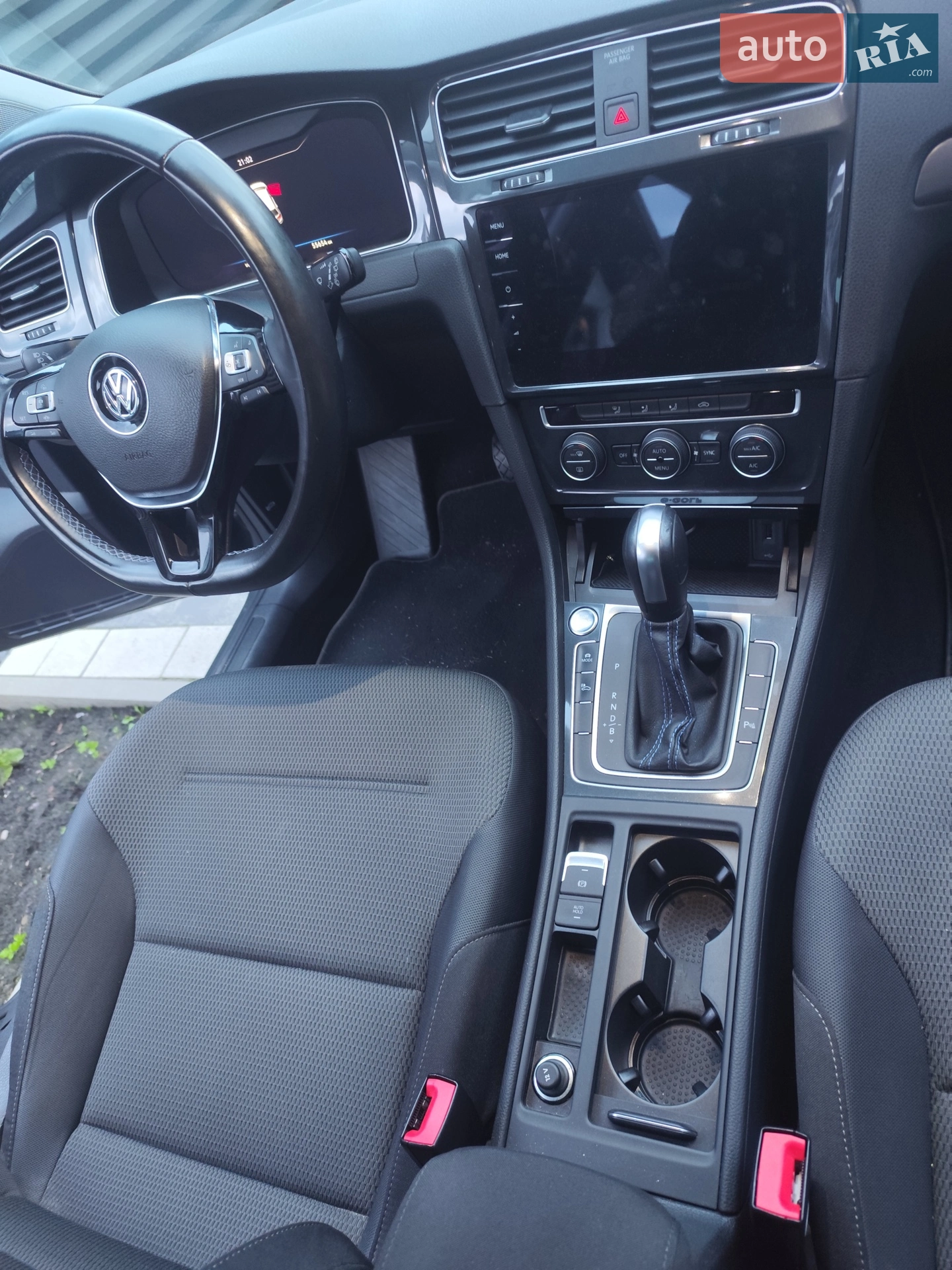 2020 Volkswagen Golf - мініатюра 12