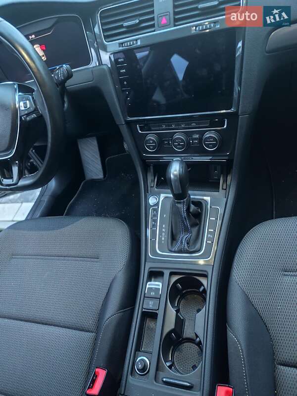 Хетчбек Volkswagen e-Golf 2020 в Львові