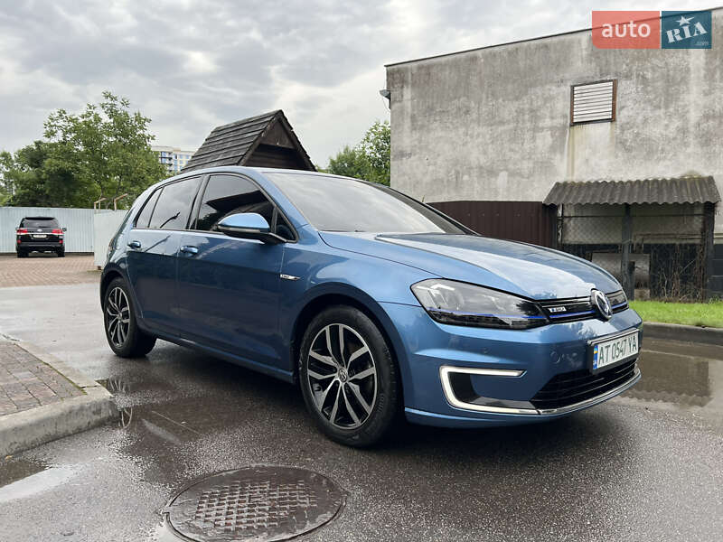 Volkswagen e-Golf 2014