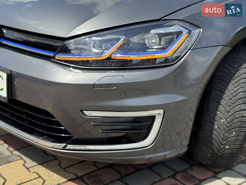 Хэтчбек Volkswagen e-Golf 2019 в Самборе