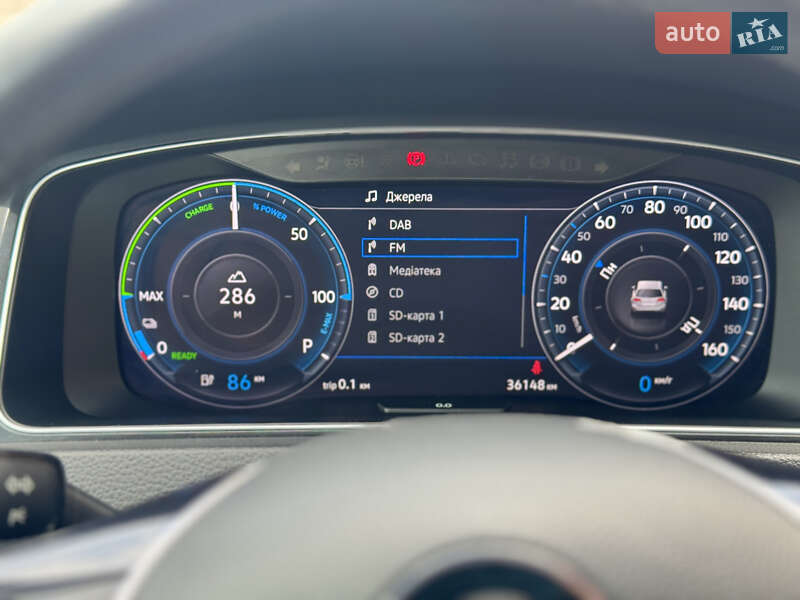 Хэтчбек Volkswagen e-Golf 2019 в Самборе
