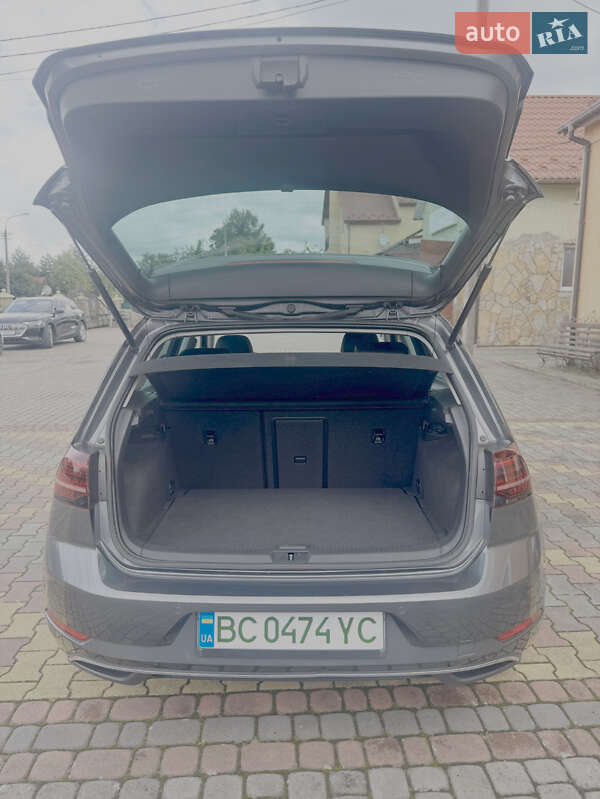 Хэтчбек Volkswagen e-Golf 2019 в Самборе