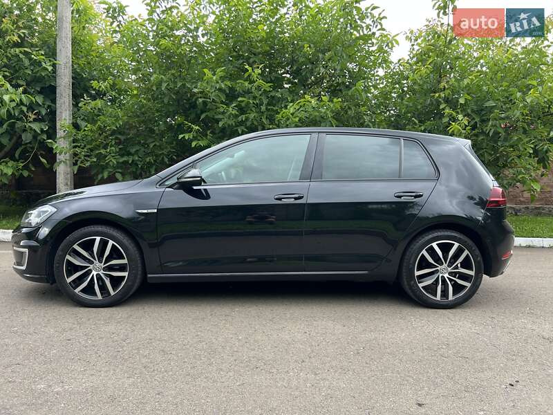 Хэтчбек Volkswagen e-Golf 2019 в Ровно