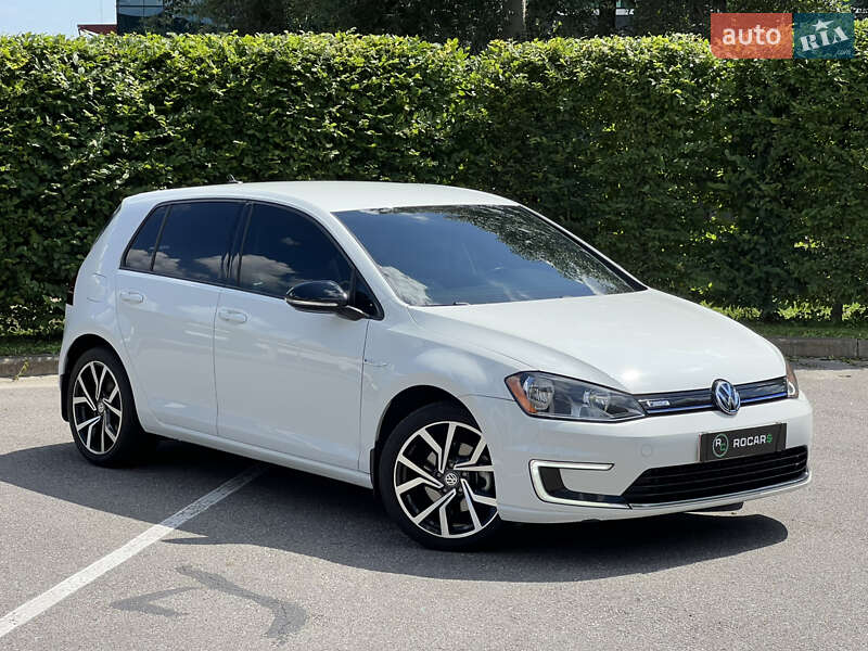 Volkswagen e-Golf 2016