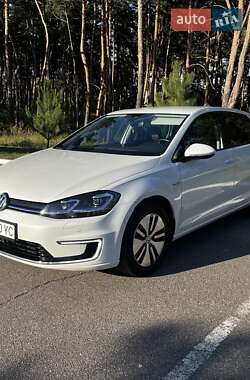 Хэтчбек Volkswagen e-Golf 2017 в Киеве