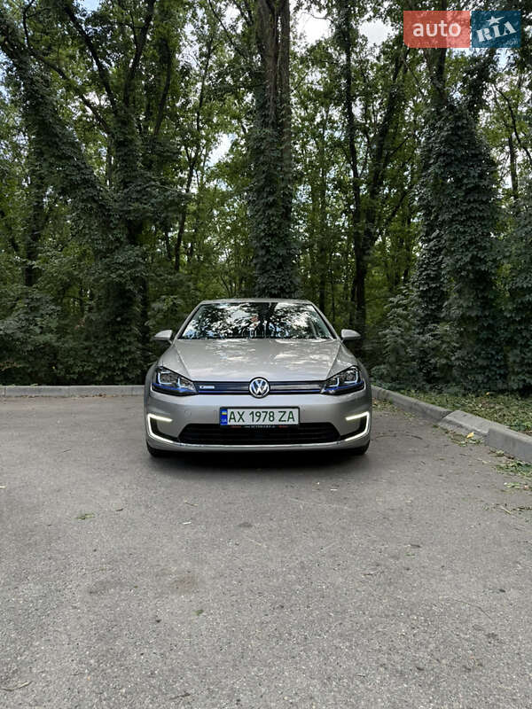 Volkswagen e-Golf 2017