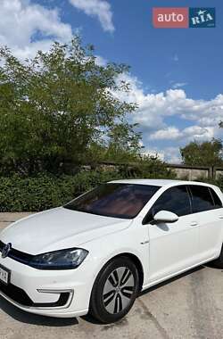 Хетчбек Volkswagen e-Golf 2014 в Кропивницькому