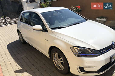 Хэтчбек Volkswagen e-Golf 2014 в Ужгороде