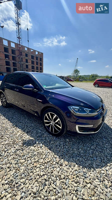 Хэтчбек Volkswagen e-Golf 2019 в Калуше