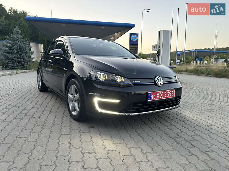 Хэтчбек Volkswagen e-Golf 2015 в Могилев-Подольске фото 3 Хэтчбек Volkswagen e-Golf 2015 в Могилев-Подольске