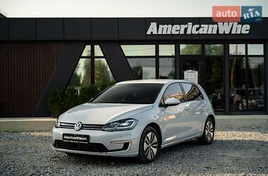 Хетчбек Volkswagen e-Golf 2018 в Чернівцях