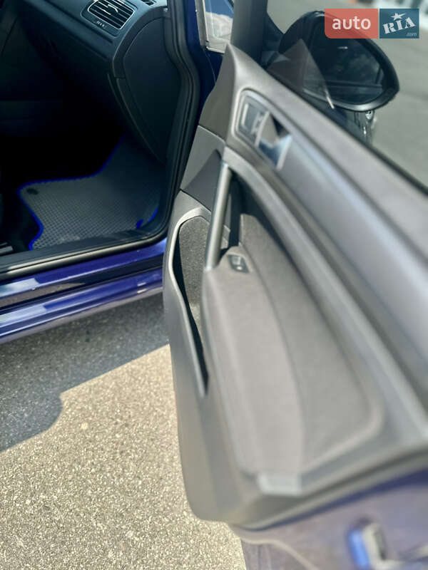 Хетчбек Volkswagen e-Golf 2019 в Харкові