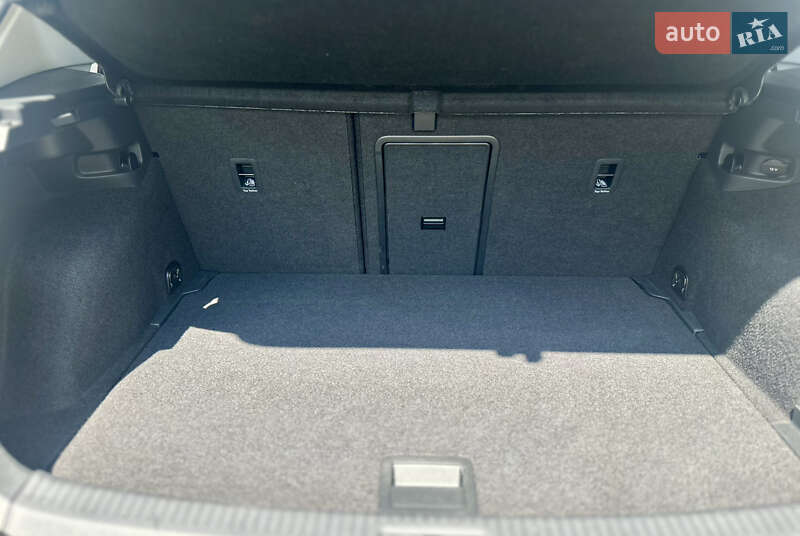 Хетчбек Volkswagen e-Golf 2019 в Харкові