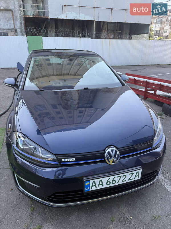 Volkswagen e-Golf 2014