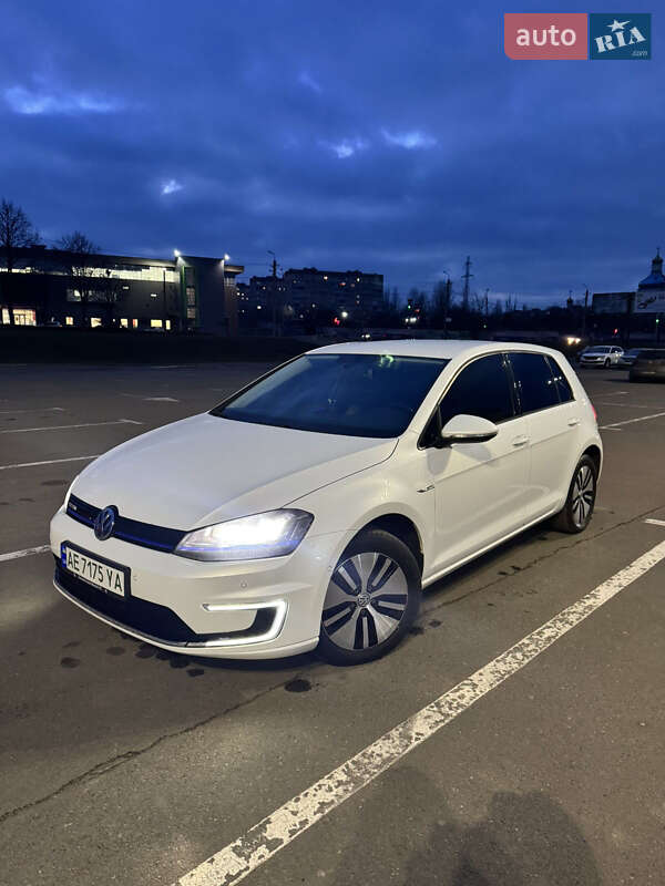 Хетчбек Volkswagen e-Golf 2014 в Кривому Розі