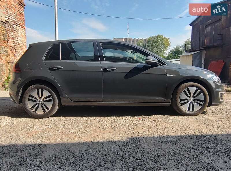 Volkswagen e-Golf 2019