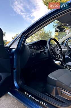 Хэтчбек Volkswagen e-Golf 2014 в Житомире