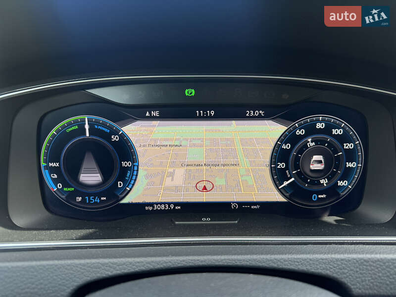 Хэтчбек Volkswagen e-Golf 2017 в Харькове фото 64 Хэтчбек Volkswagen e-Golf 2017 в Харькове