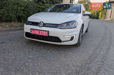 Хэтчбек Volkswagen e-Golf 2015 в Луцке