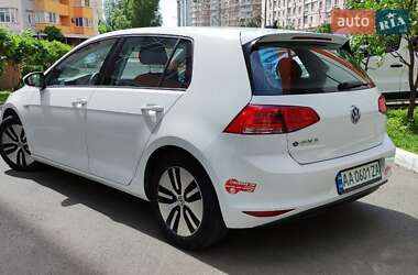 Хэтчбек Volkswagen e-Golf 2016 в Киеве