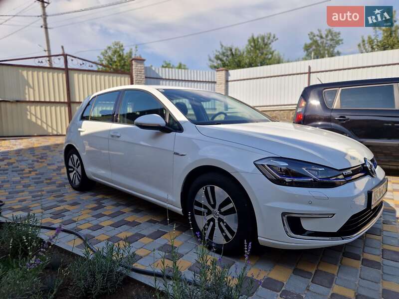Хэтчбек Volkswagen e-Golf 2018 в Виннице фото 5 Хэтчбек Volkswagen e-Golf 2018 в Виннице