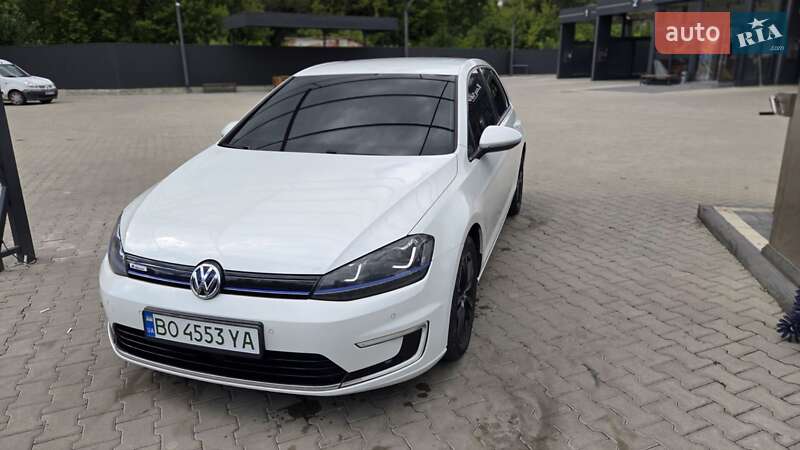 Volkswagen e-Golf 2014