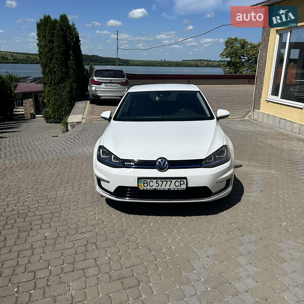 Volkswagen e-Golf 2014