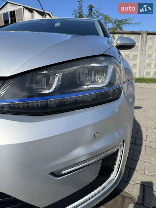 Хетчбек Volkswagen e-Golf 2014 в Хмельницькому