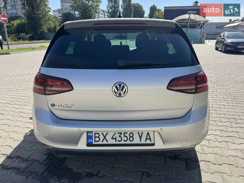 Хетчбек Volkswagen e-Golf 2014 в Хмельницькому