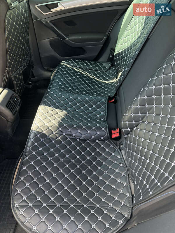 Хетчбек Volkswagen e-Golf 2014 в Хмельницькому