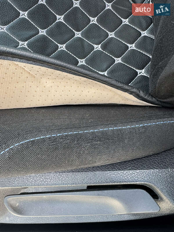 Хетчбек Volkswagen e-Golf 2014 в Хмельницькому