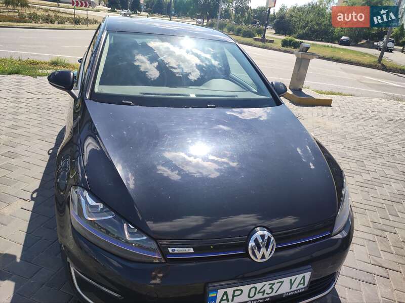 Хетчбек Volkswagen e-Golf 2015 в Запоріжжі