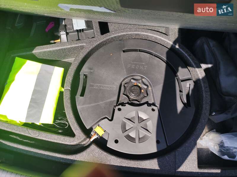 Хетчбек Volkswagen e-Golf 2015 в Запоріжжі