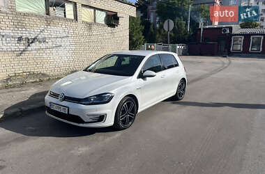 Хетчбек Volkswagen e-Golf 2018 в Львові