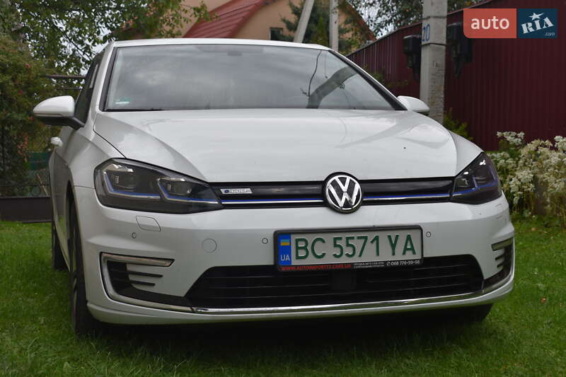 Хэтчбек Volkswagen e-Golf 2018 в Львове