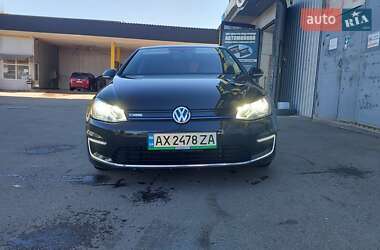 Хетчбек Volkswagen e-Golf 2016 в Харкові