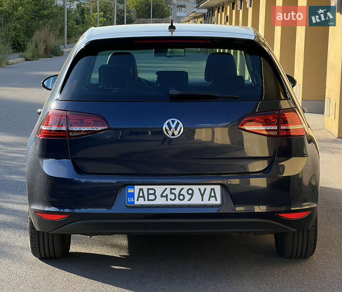 Хэтчбек Volkswagen e-Golf 2014 в Виннице