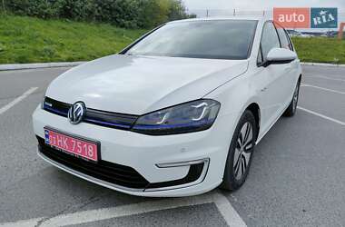 Хетчбек Volkswagen e-Golf 2015 в Львові