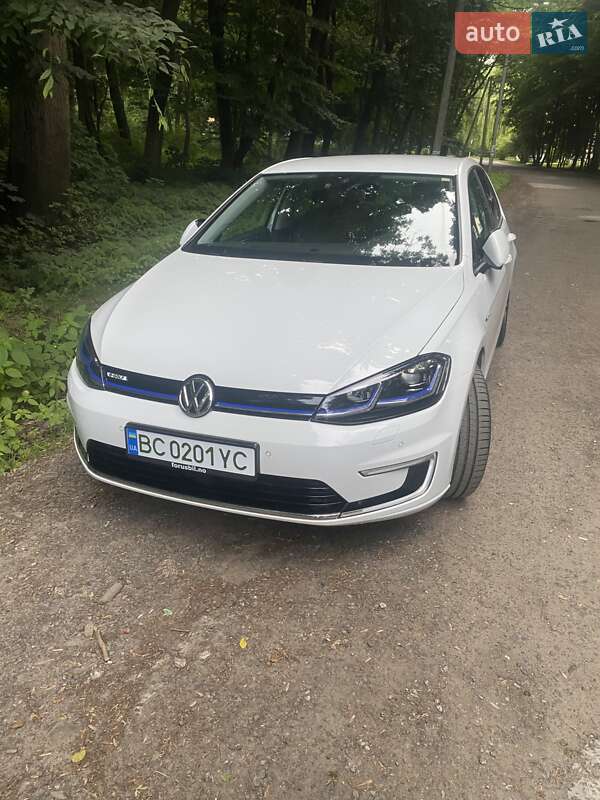 Хетчбек Volkswagen e-Golf 2018 в Львові