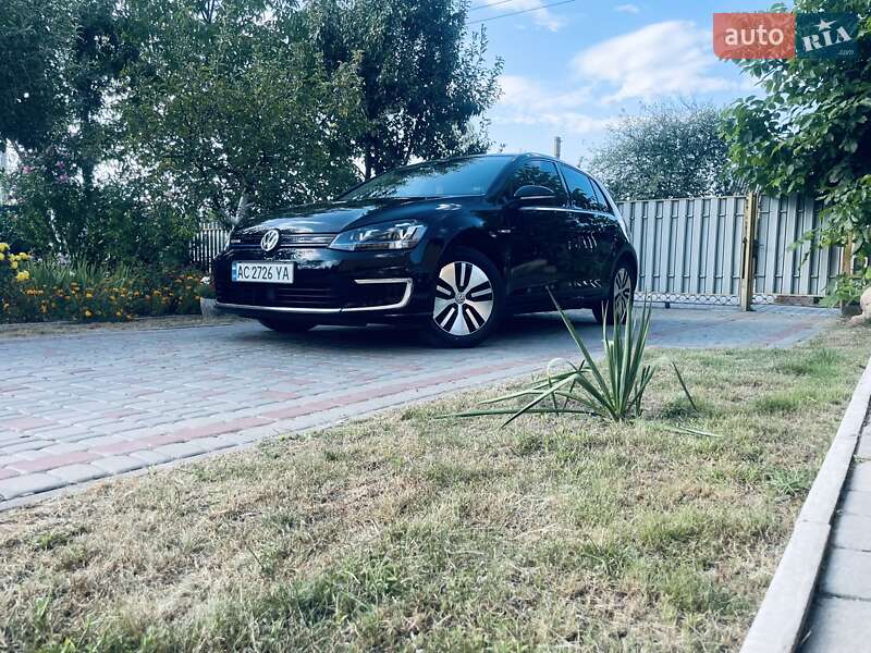 Хэтчбек Volkswagen e-Golf 2014 в Любомле фото 5 Хэтчбек Volkswagen e-Golf 2014 в Любомле