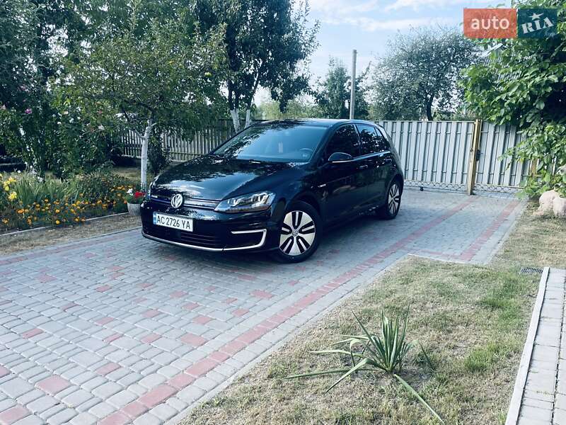 Хэтчбек Volkswagen e-Golf 2014 в Любомле фото 8 Хэтчбек Volkswagen e-Golf 2014 в Любомле